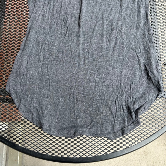 Old Navy women's grey turtleneck - Picture 4 of 4